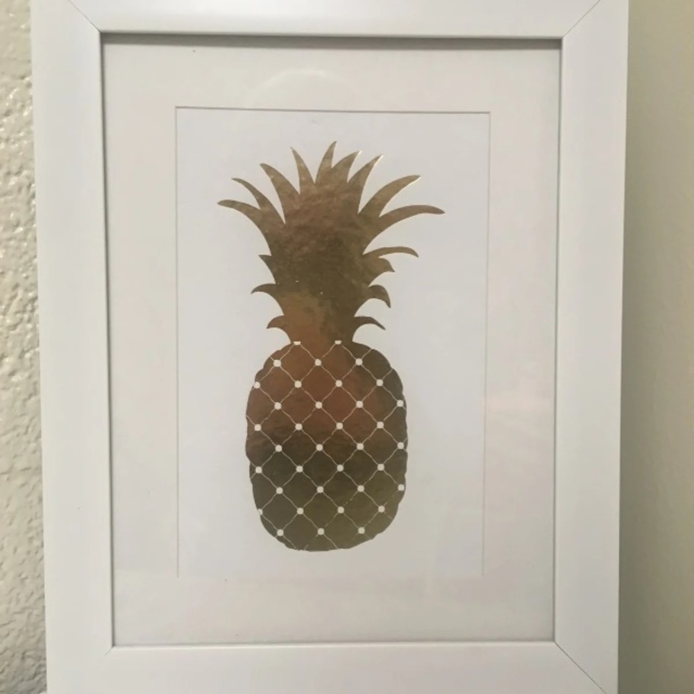 gold pineapple framed photo